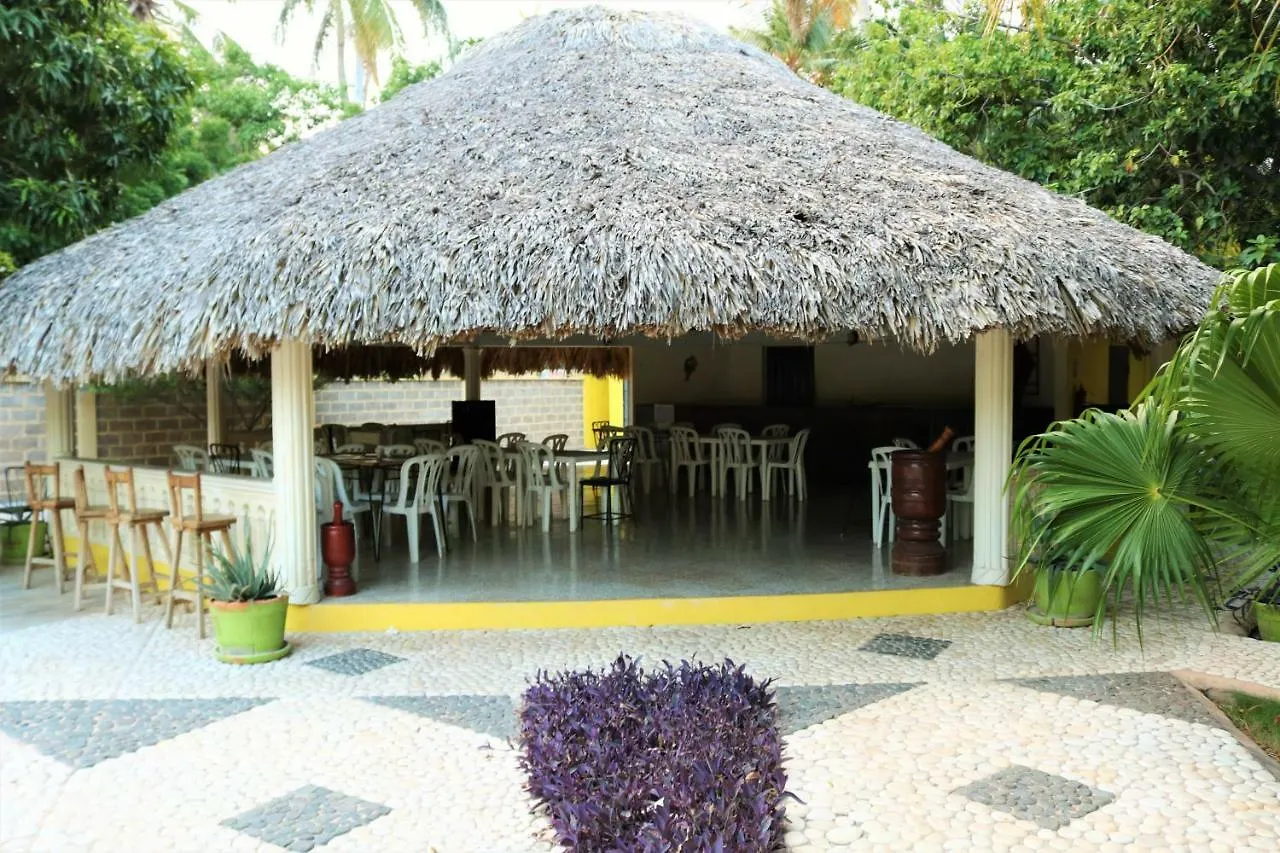 Hotel Villas Del Mar Pedernales 3*,